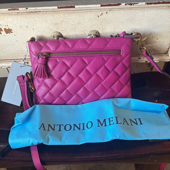 NWT Antonio Melani Casey Pink Quilted Crossbody Bag - Picture 5 of 8